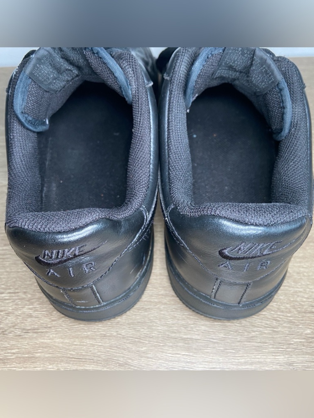 Nike Air Force 1 Low Top Mens 10.5 Triple Black Sneakers 315122-001 - Picture 6 of 13